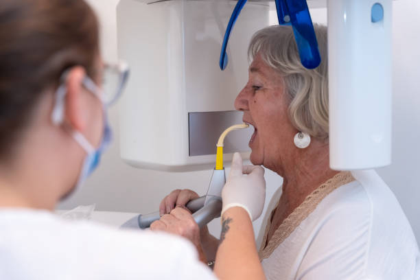 Best Walk-In Emergency Dental Services in Valley View, OH